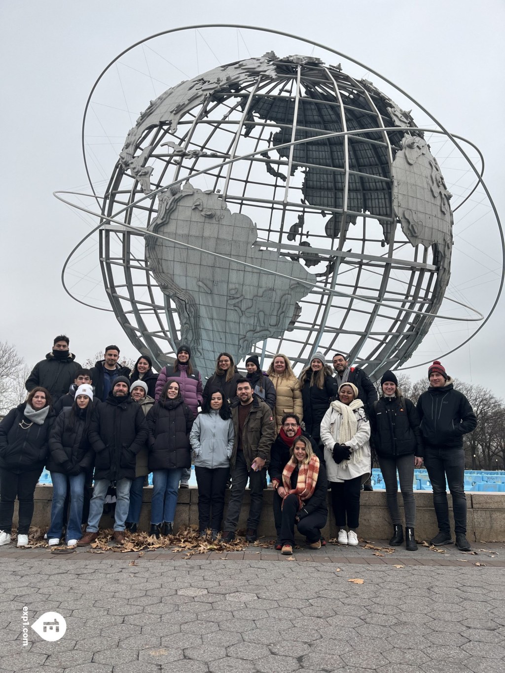 Picture of: Brooklyn Bronx Queens Bus Tour on  December 20 with Tom – New York
